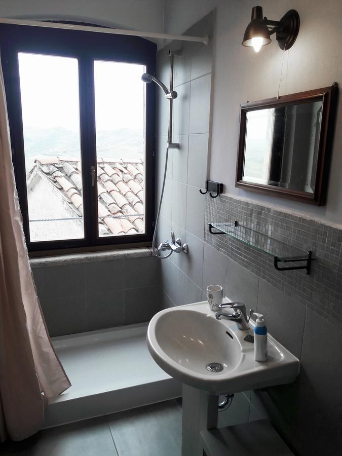 Loggia Motovun Apartment ภายนอก รูปภาพ