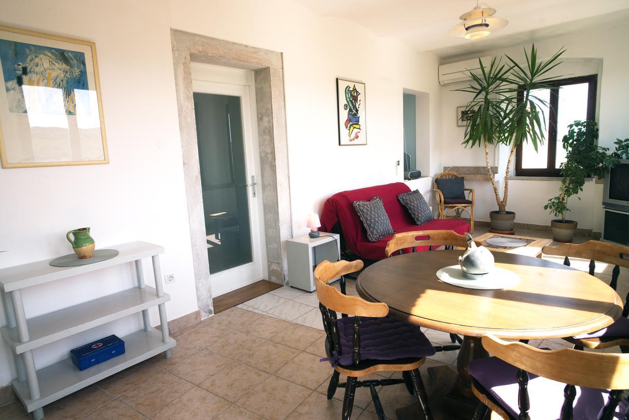 Loggia Motovun Apartment ภายนอก รูปภาพ