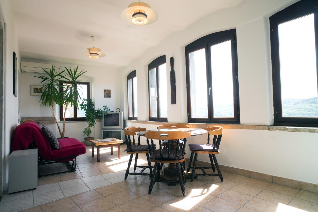 Loggia Motovun Apartment ภายนอก รูปภาพ